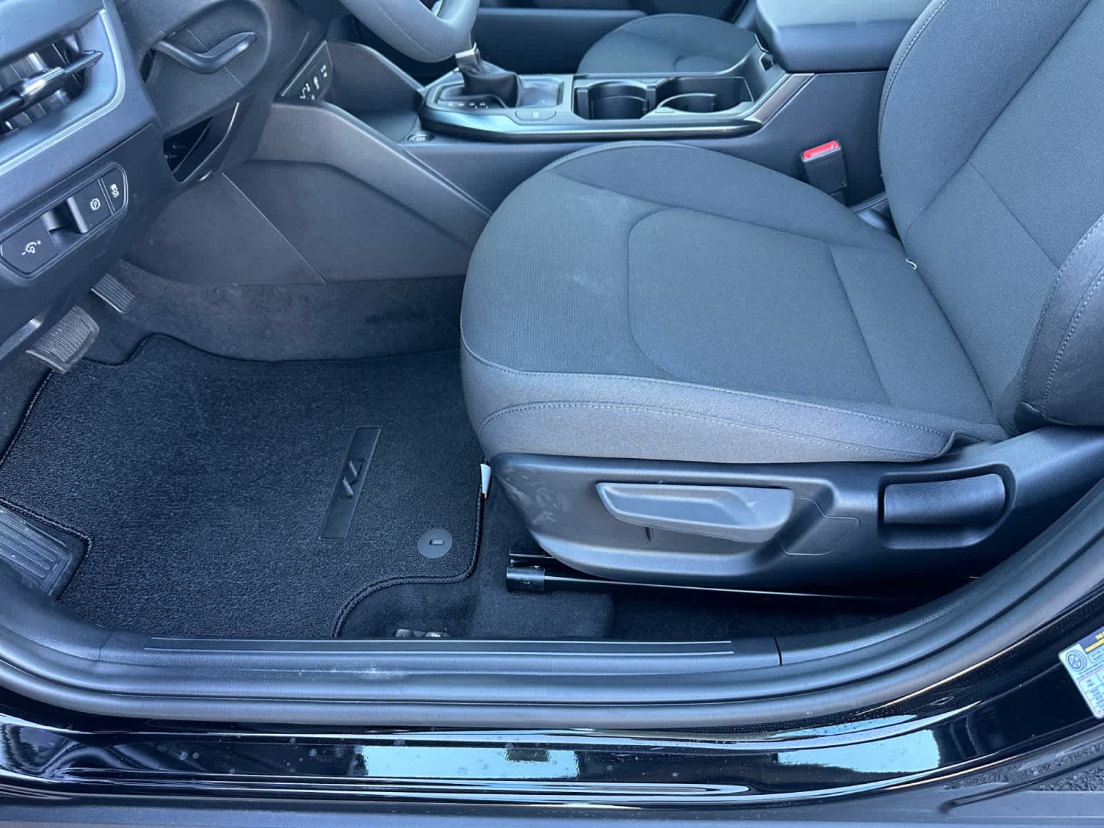 2027 Kia K4 LXS