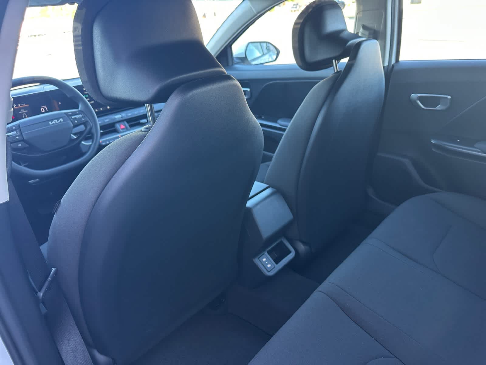 2027 Kia K4 LXS