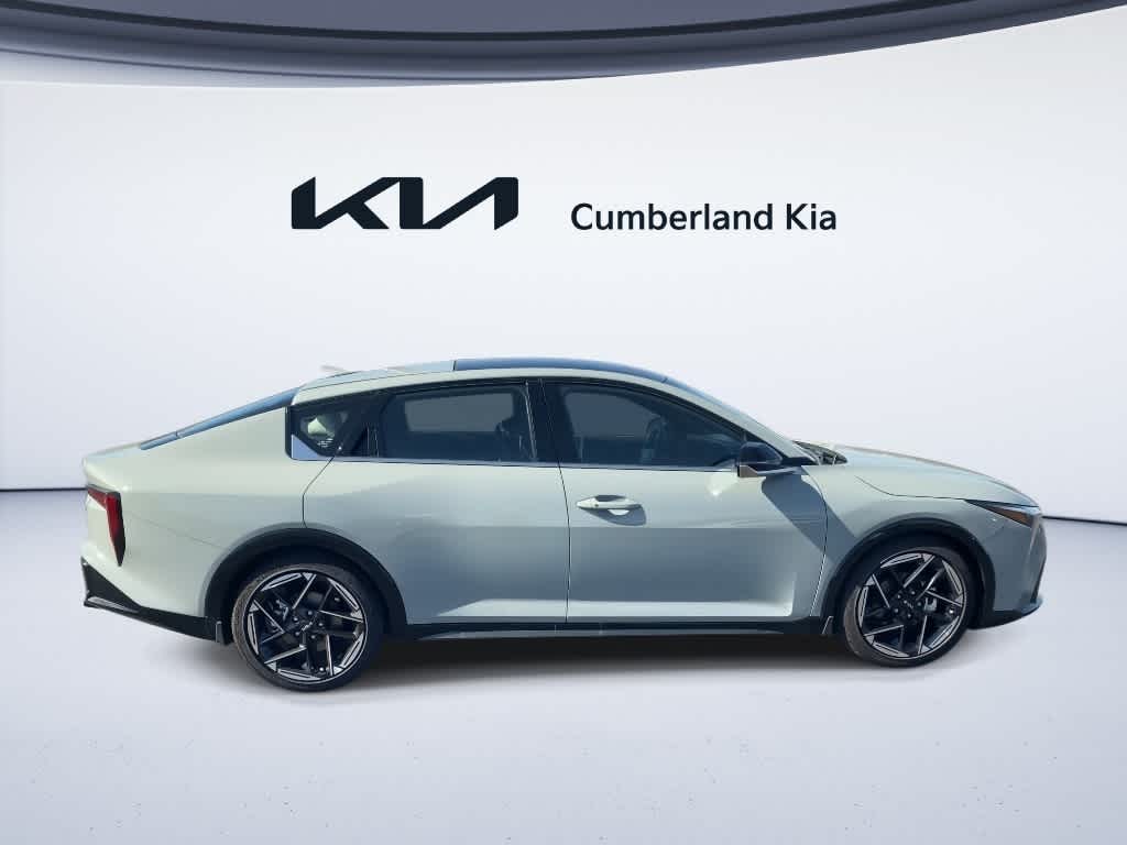 2025 Kia K4 GT-Line