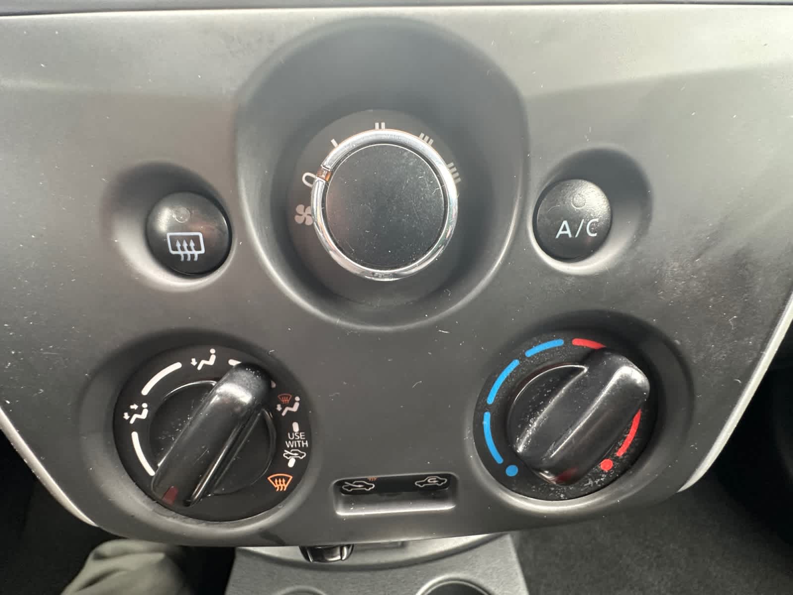 2019 Nissan Versa Sedan SV