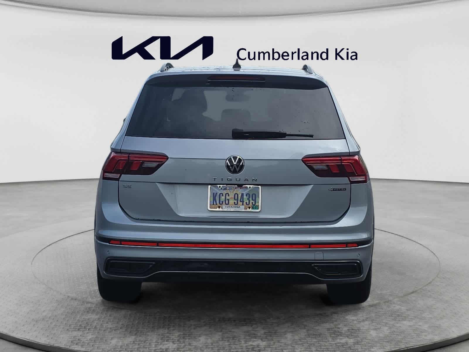 2023 Volkswagen Tiguan SE R-Line Black