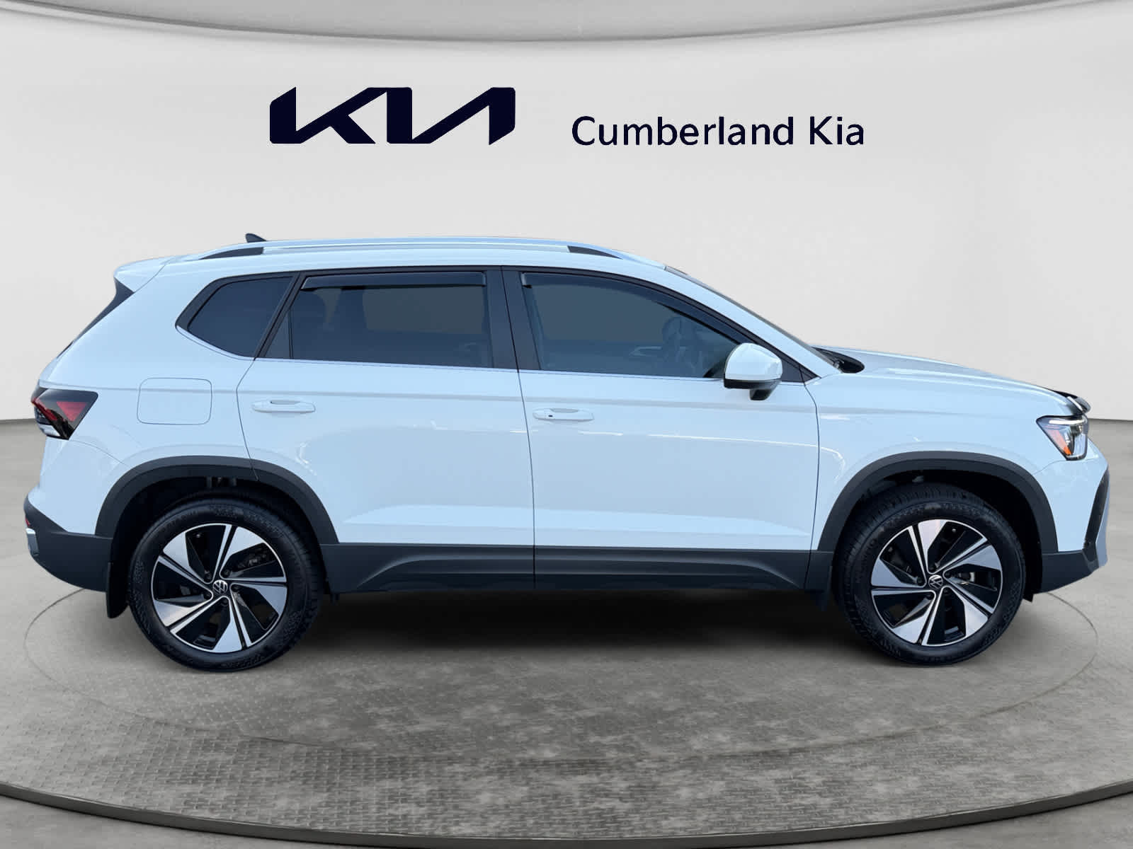 2025 Volkswagen Taos SE
