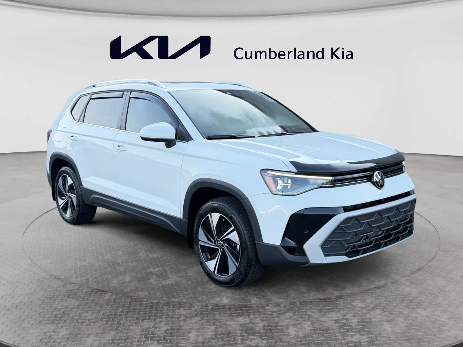 2025 Volkswagen Taos SE