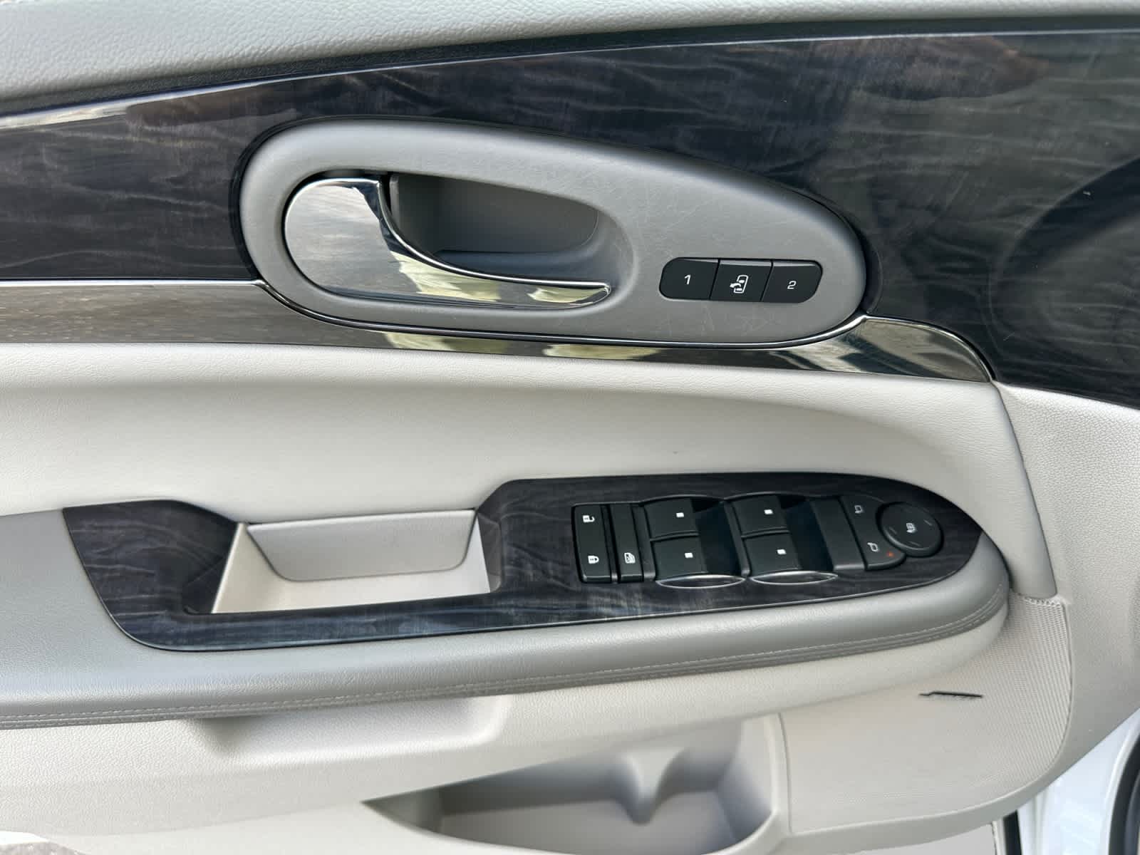 2017 Buick Enclave Leather