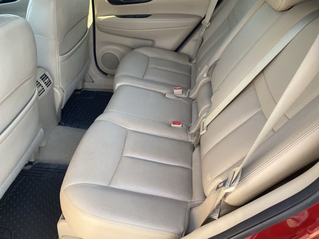 2015 Nissan Rogue SL