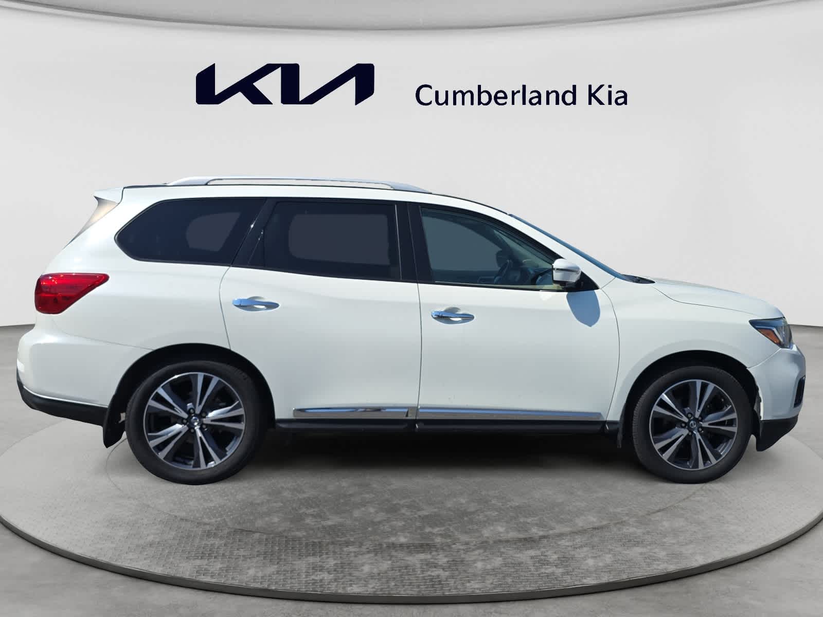 2018 Nissan Pathfinder Platinum
