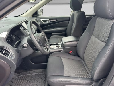 2018 Nissan Pathfinder S