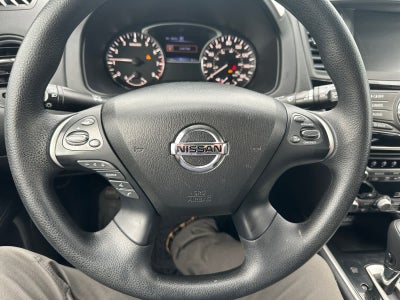 2018 Nissan Pathfinder S