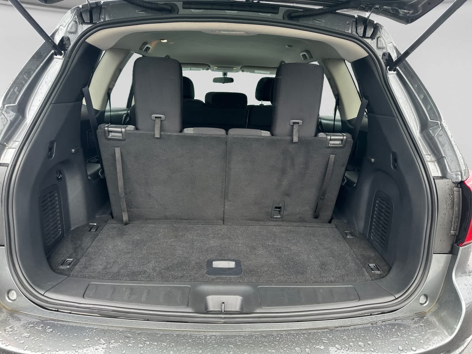 2018 Nissan Pathfinder S