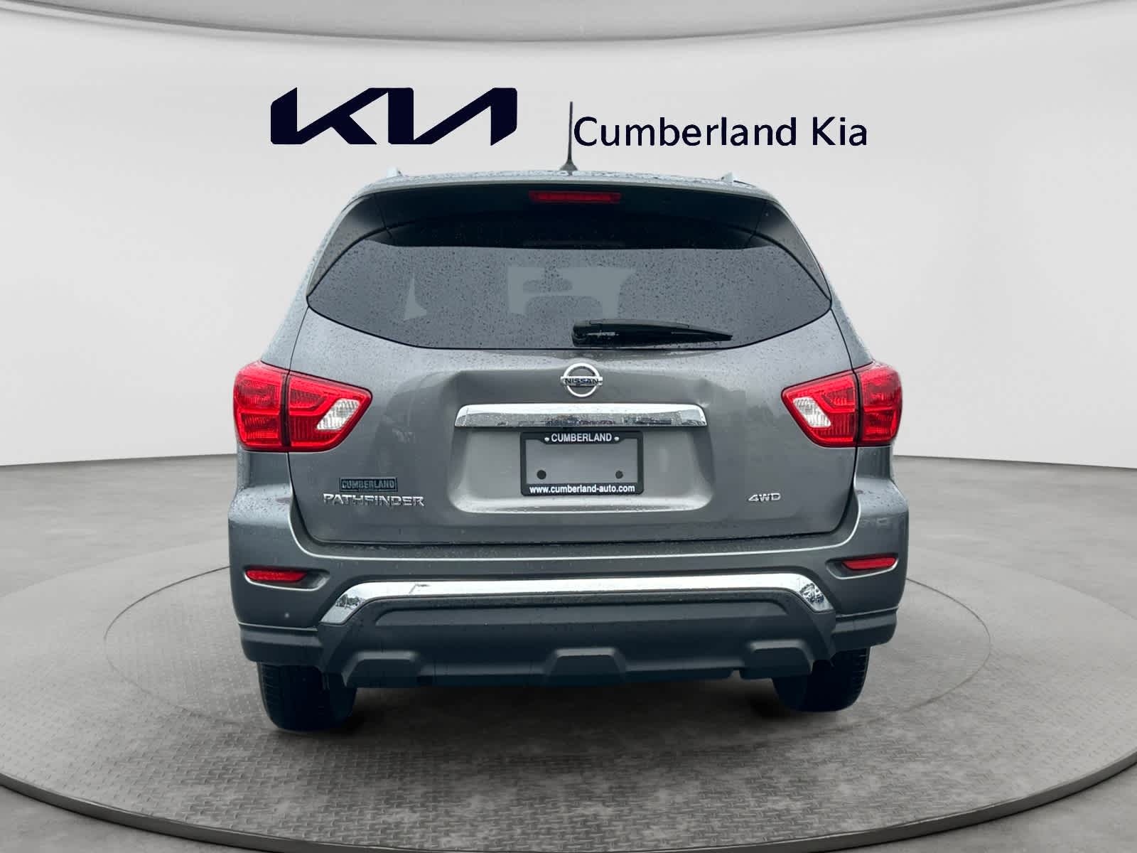 2018 Nissan Pathfinder S
