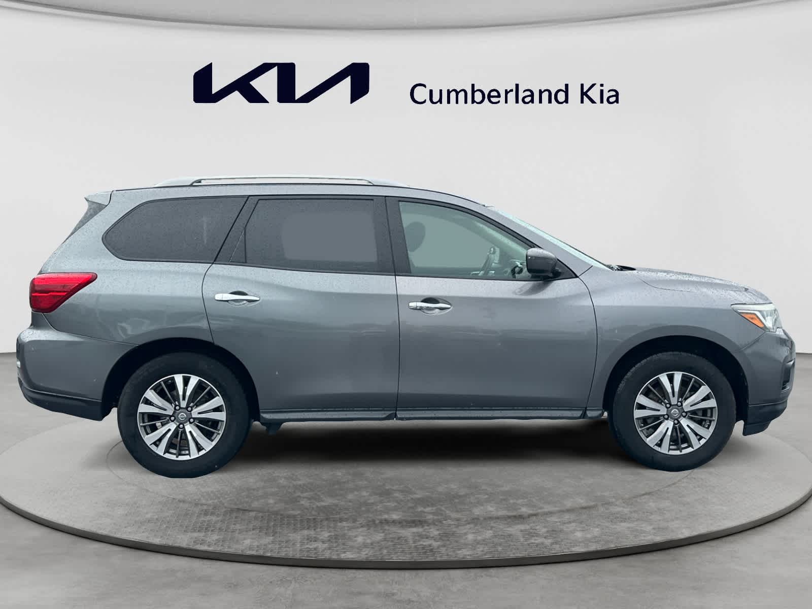 2018 Nissan Pathfinder S