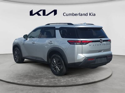 2025 Nissan Pathfinder SV
