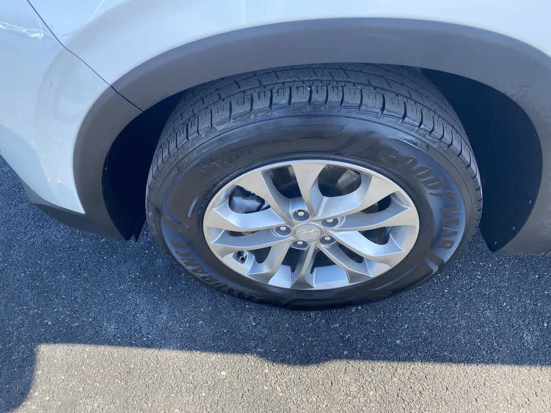 2019 Hyundai Santa Fe SE