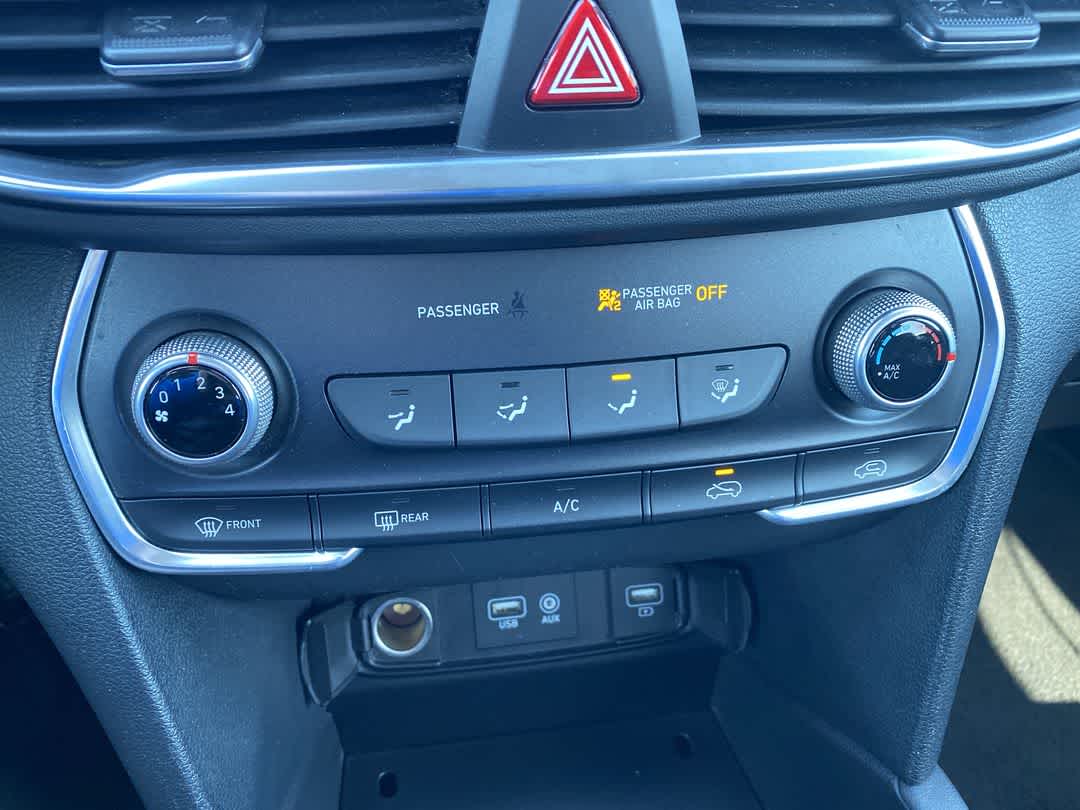 2019 Hyundai Santa Fe SE