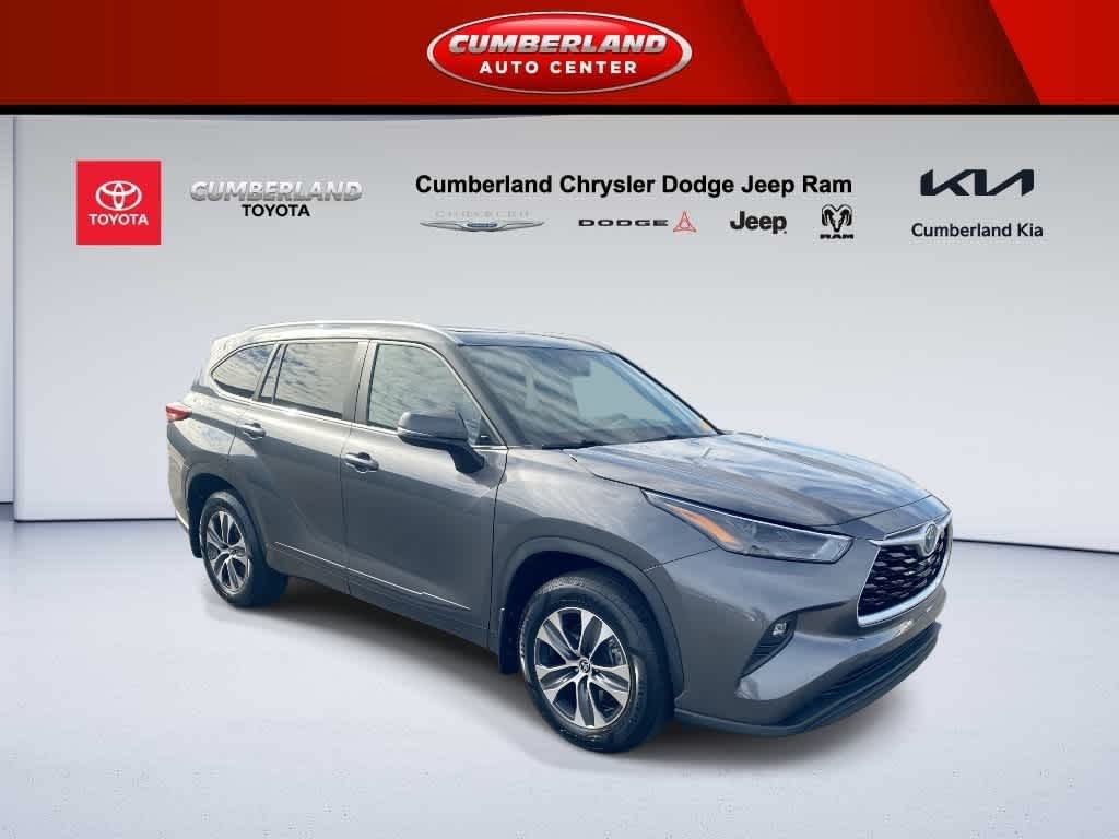 2023 Toyota Highlander Hybrid XLE