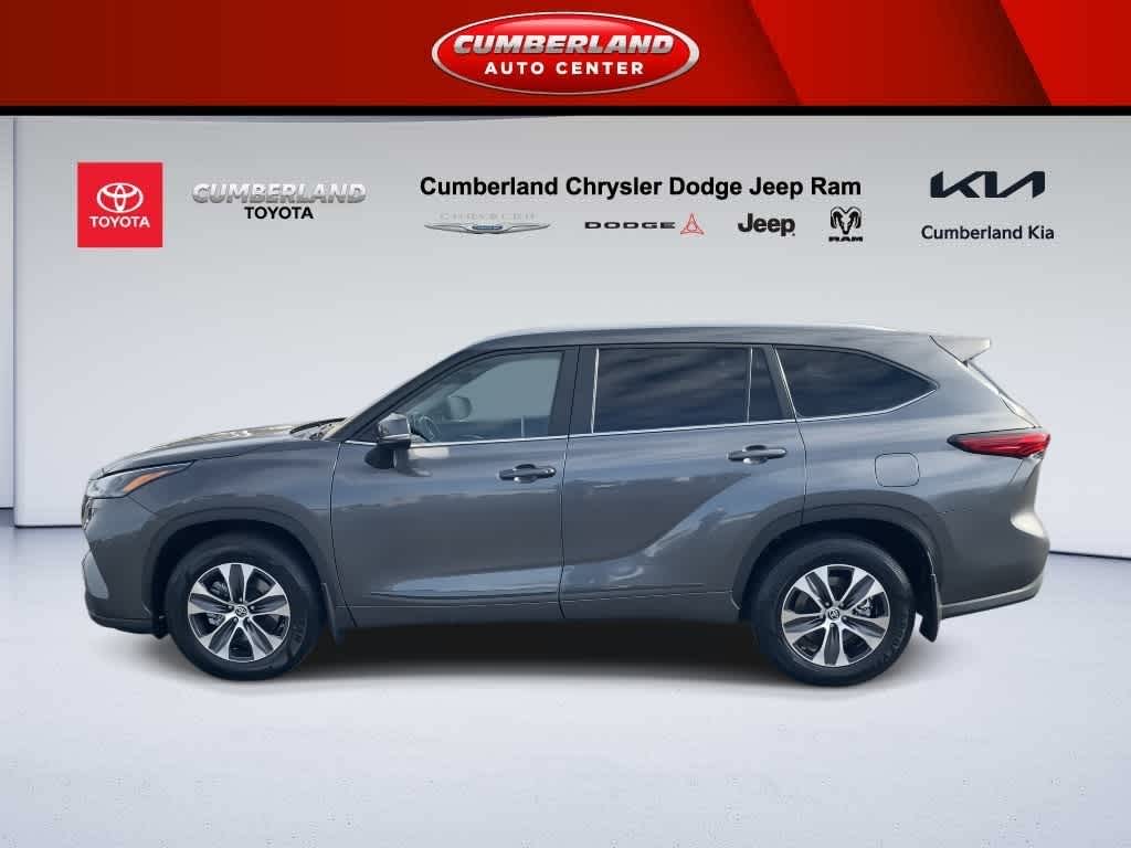 2023 Toyota Highlander Hybrid XLE