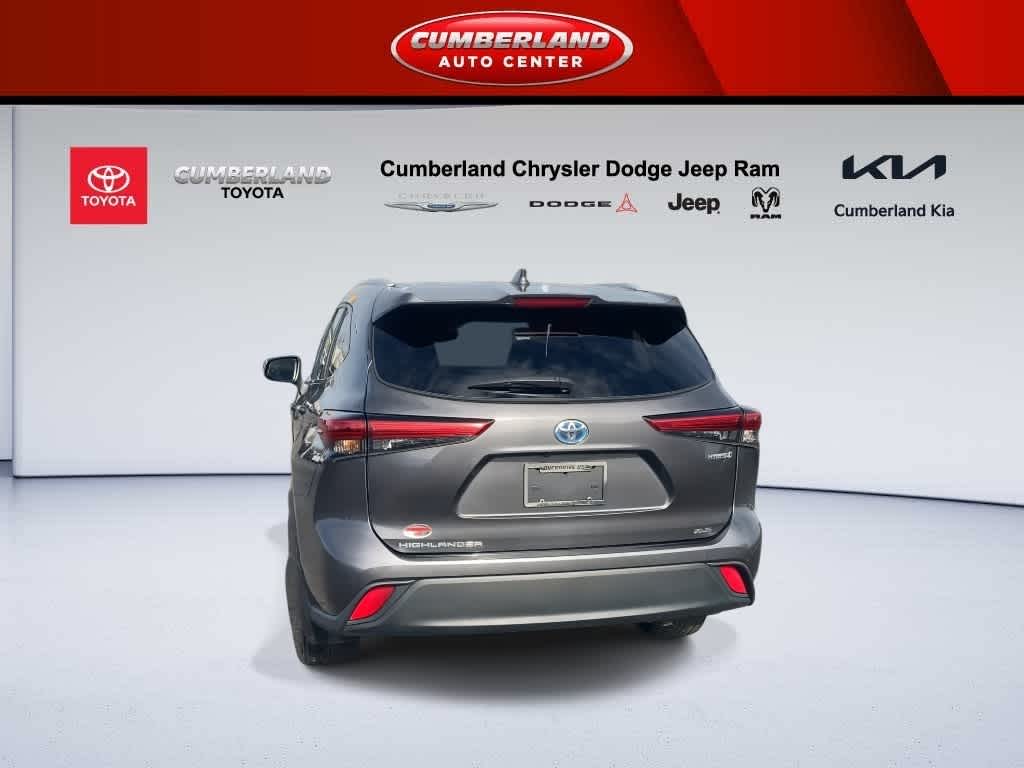 2023 Toyota Highlander Hybrid XLE