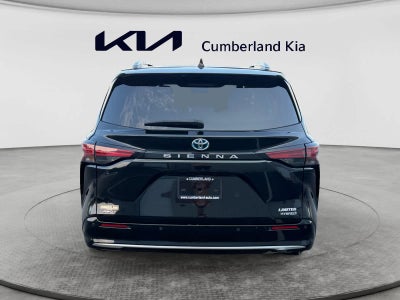 2024 Toyota Sienna Limited