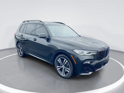 2022 BMW X7 M50i