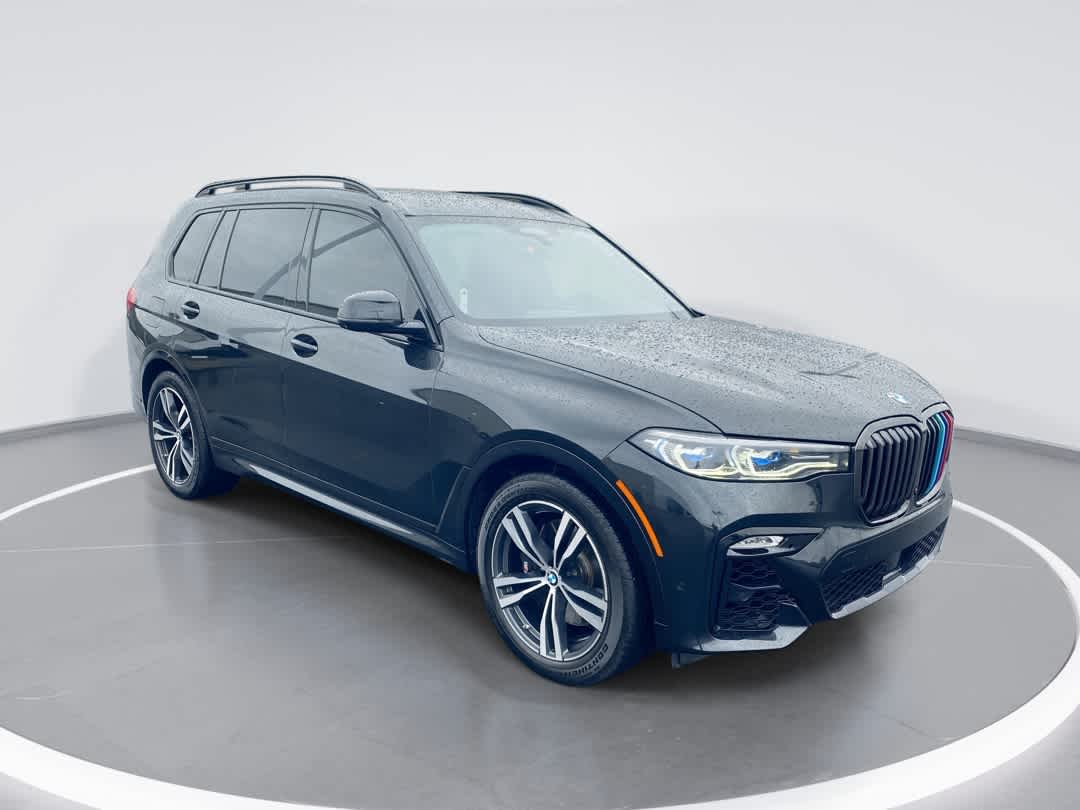 2022 BMW X7 M50i