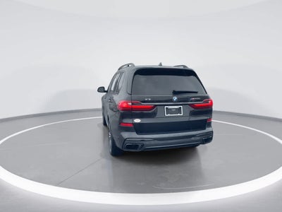 2022 BMW X7 M50i