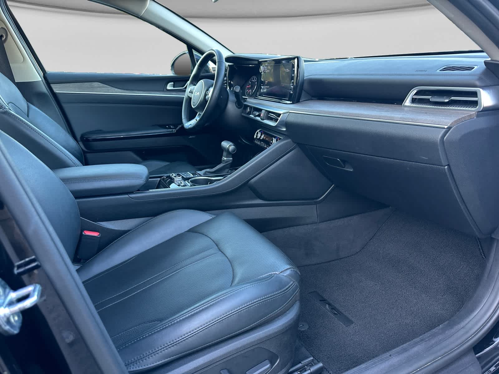 2022 Kia K5 EX