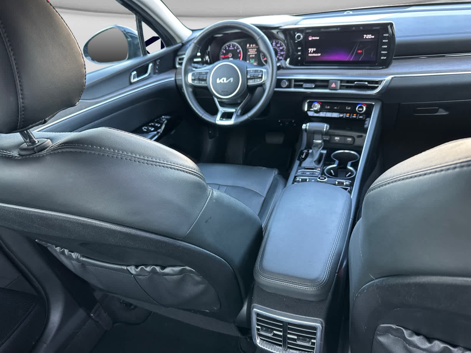 2022 Kia K5 EX
