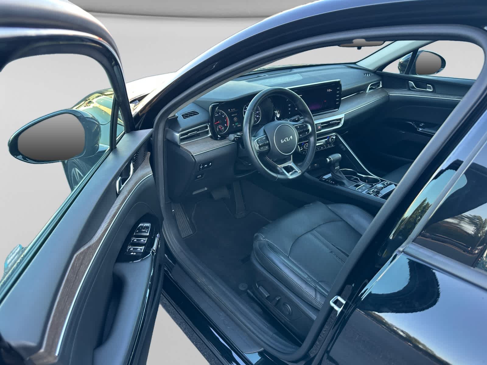 2022 Kia K5 EX