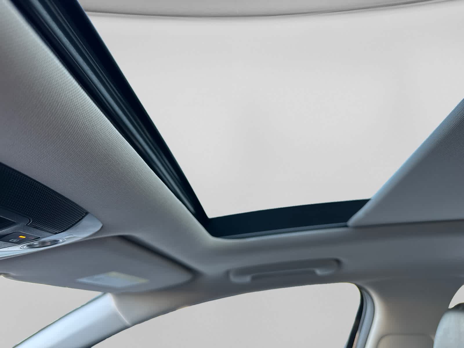 2022 Kia K5 EX