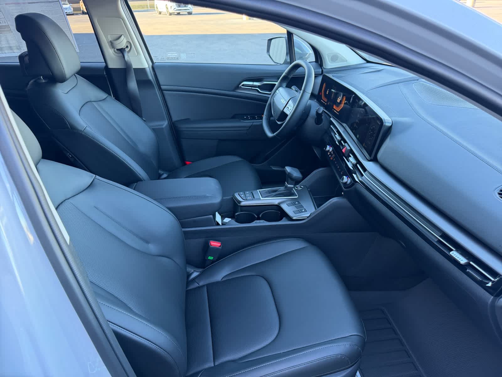 2027 Kia Sportage EX