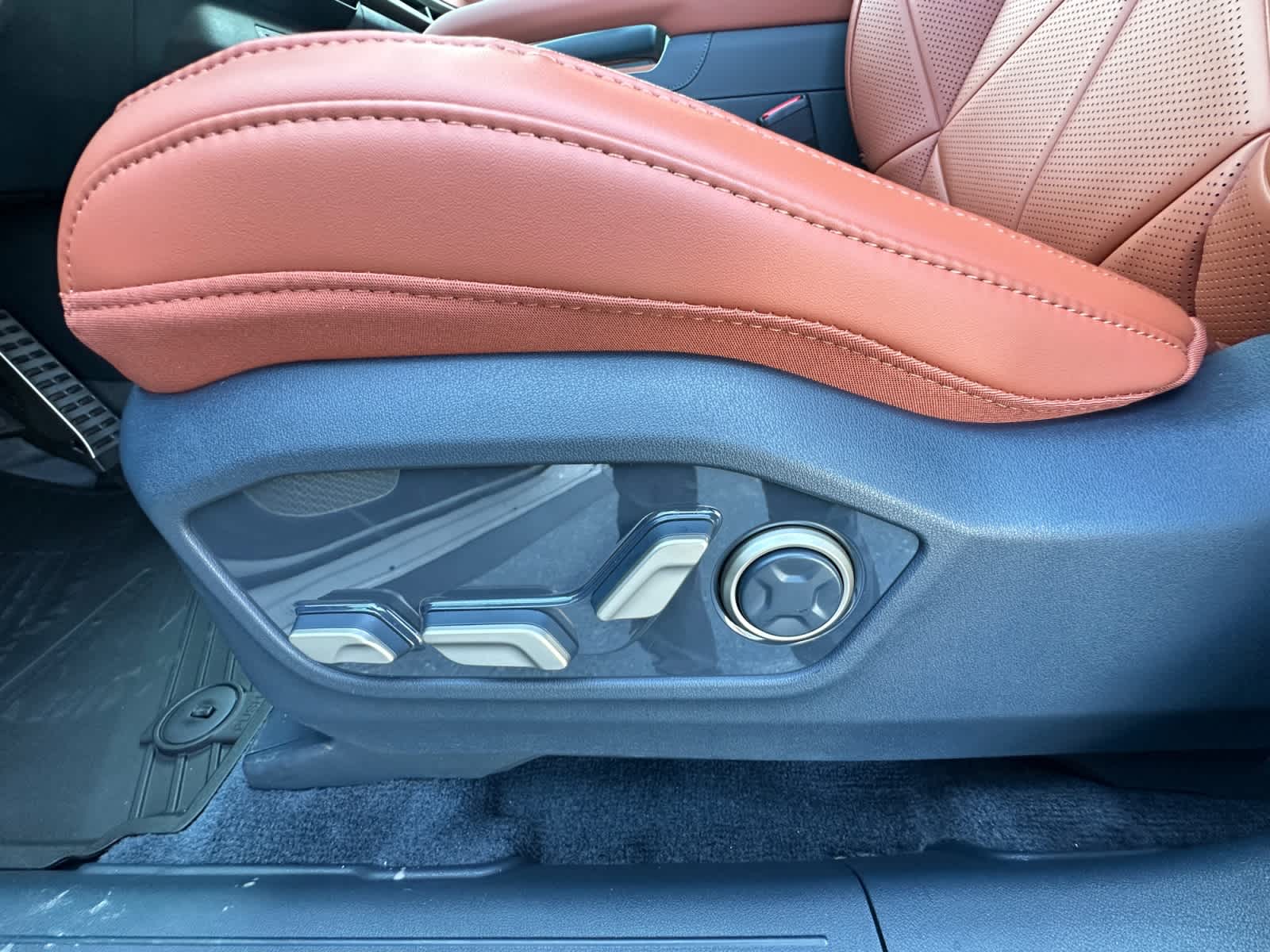 2027 Kia Telluride Hybrid SX