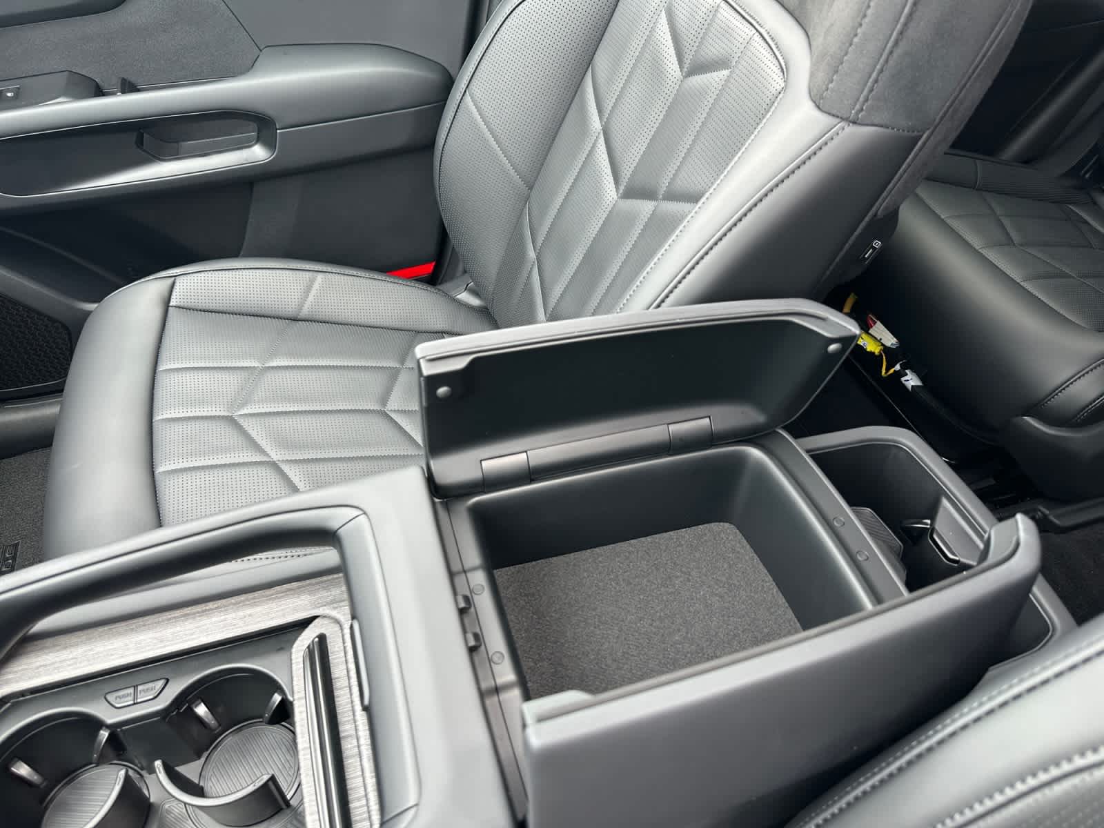 2027 Kia Telluride Hybrid X-Line SX-Prestige
