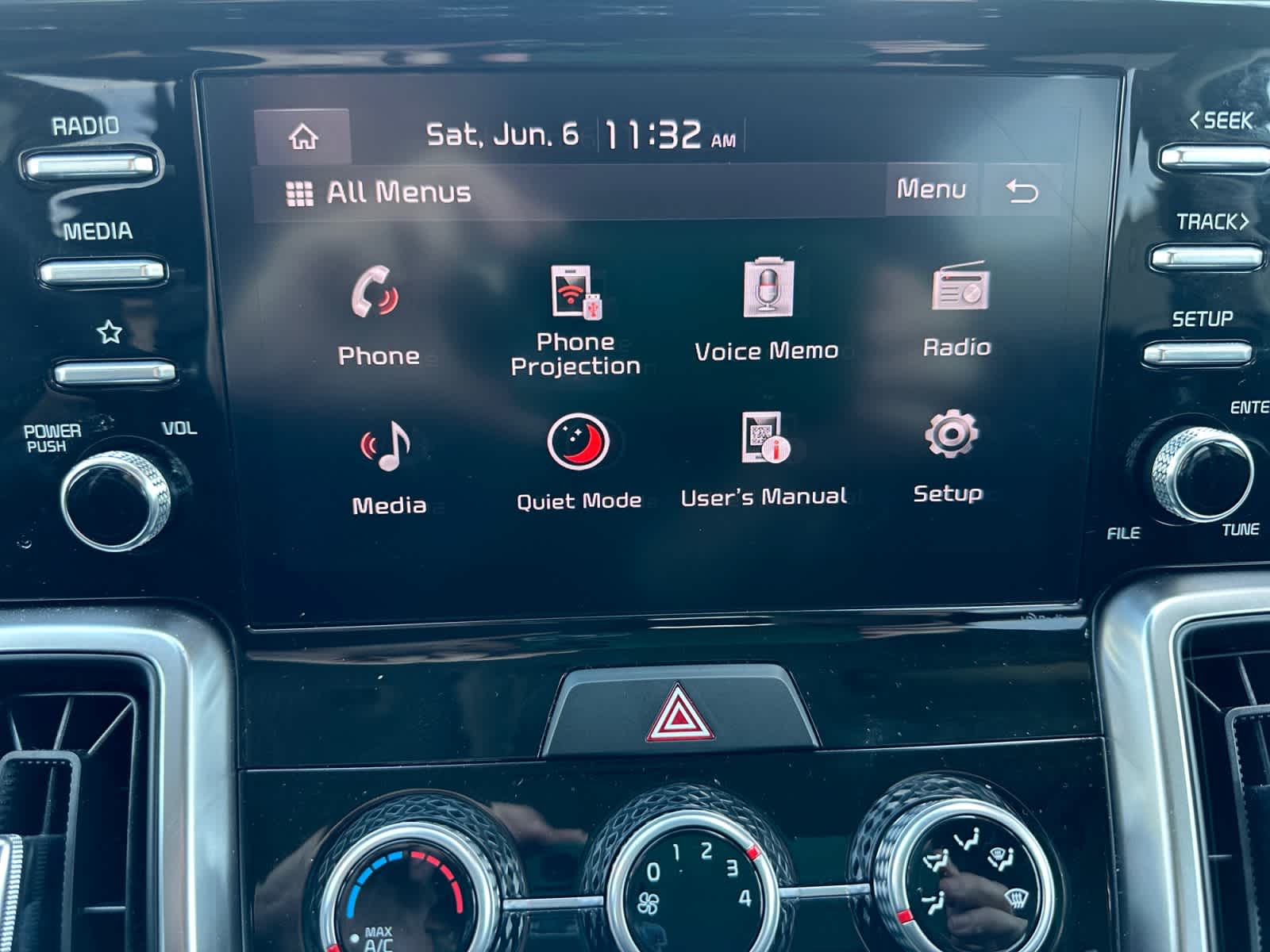 2023 Kia Sorento LX