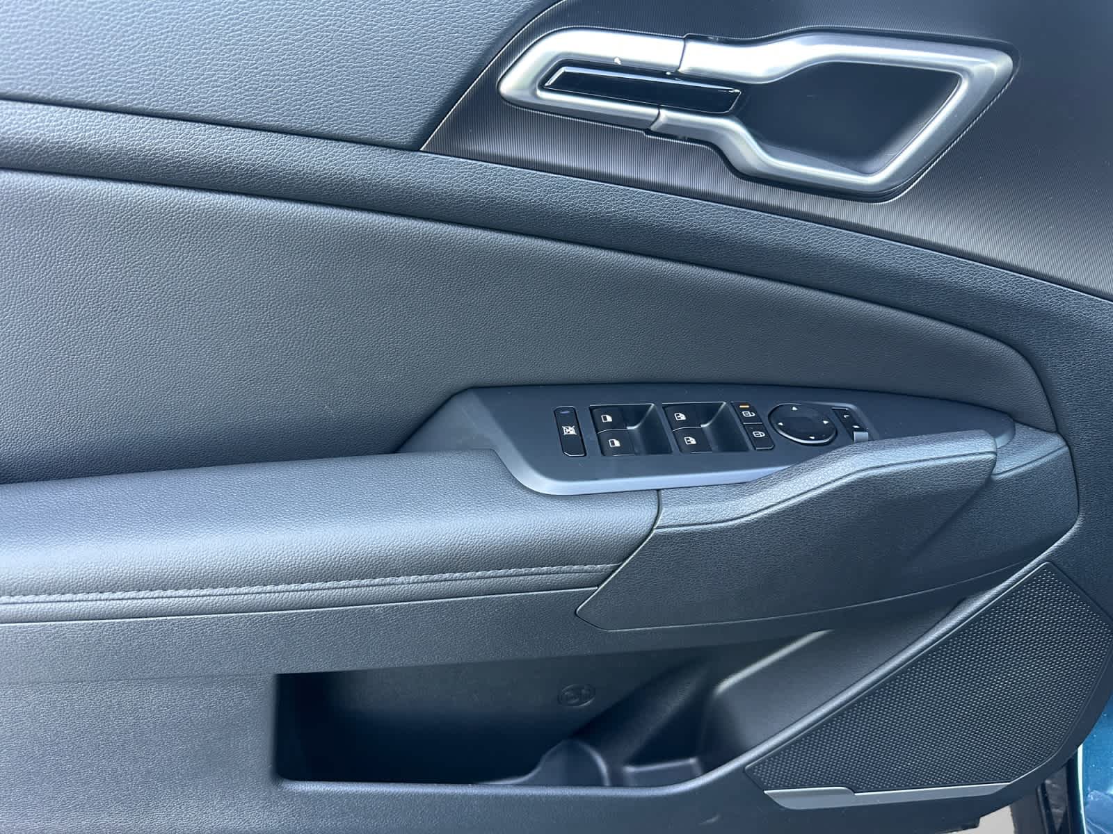 2027 Kia Sportage Hybrid EX