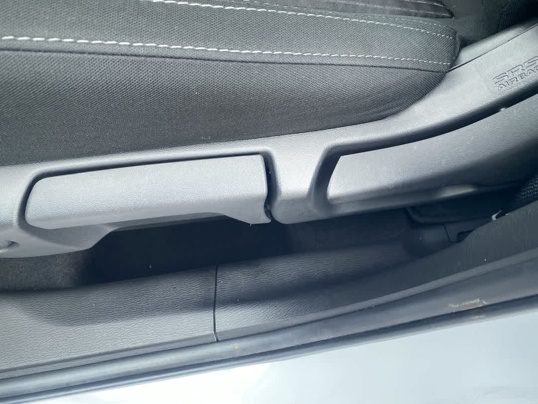 2023 Mitsubishi Outlander ES