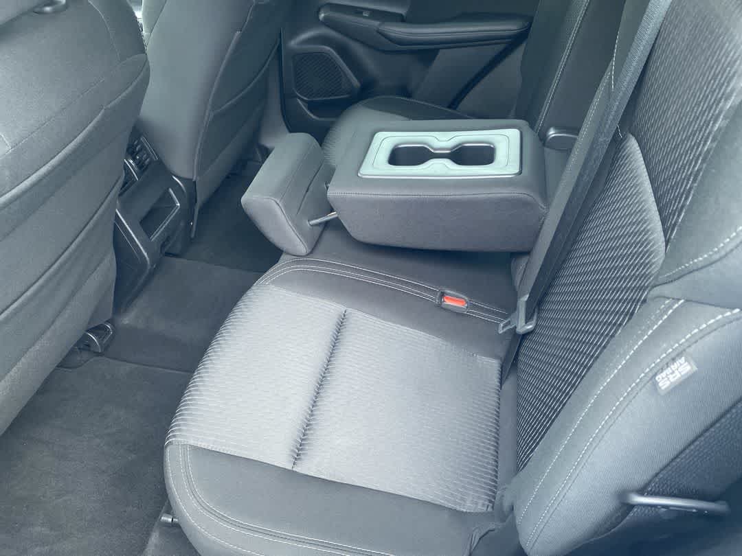 2023 Mitsubishi Outlander ES