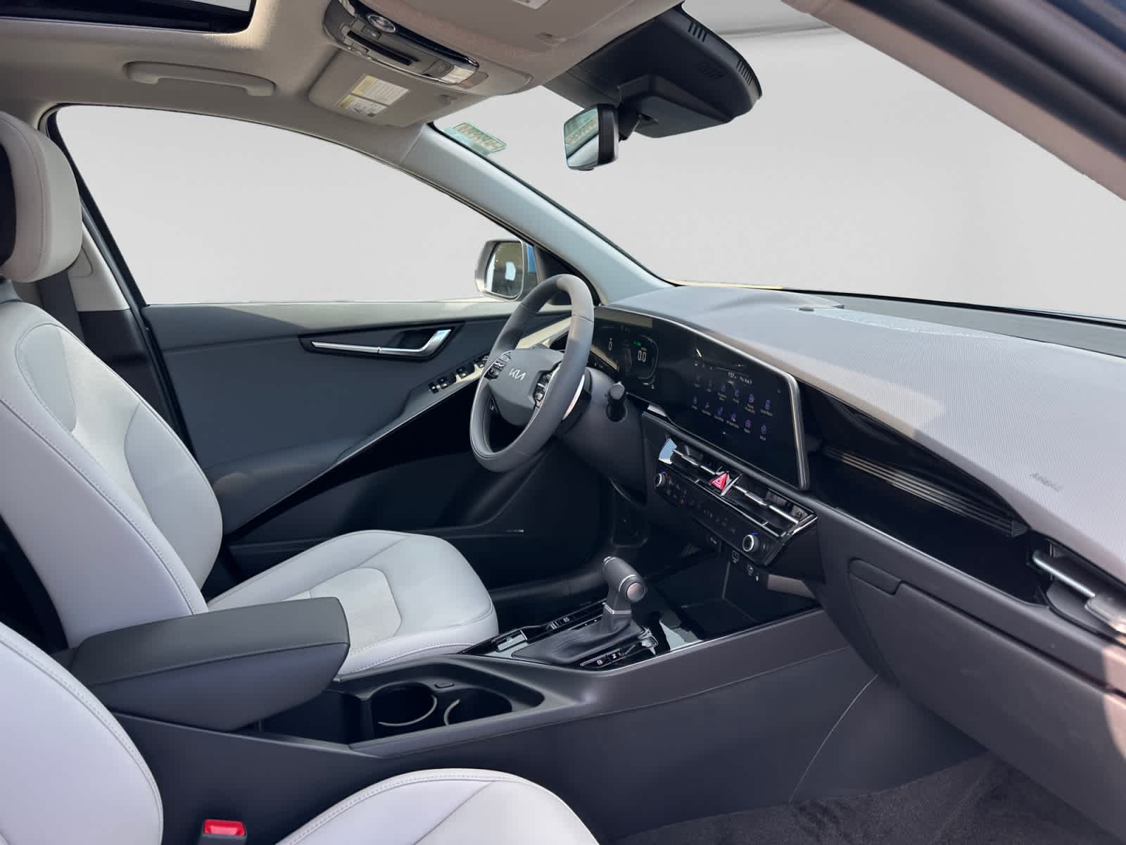 2026 Kia Niro EX