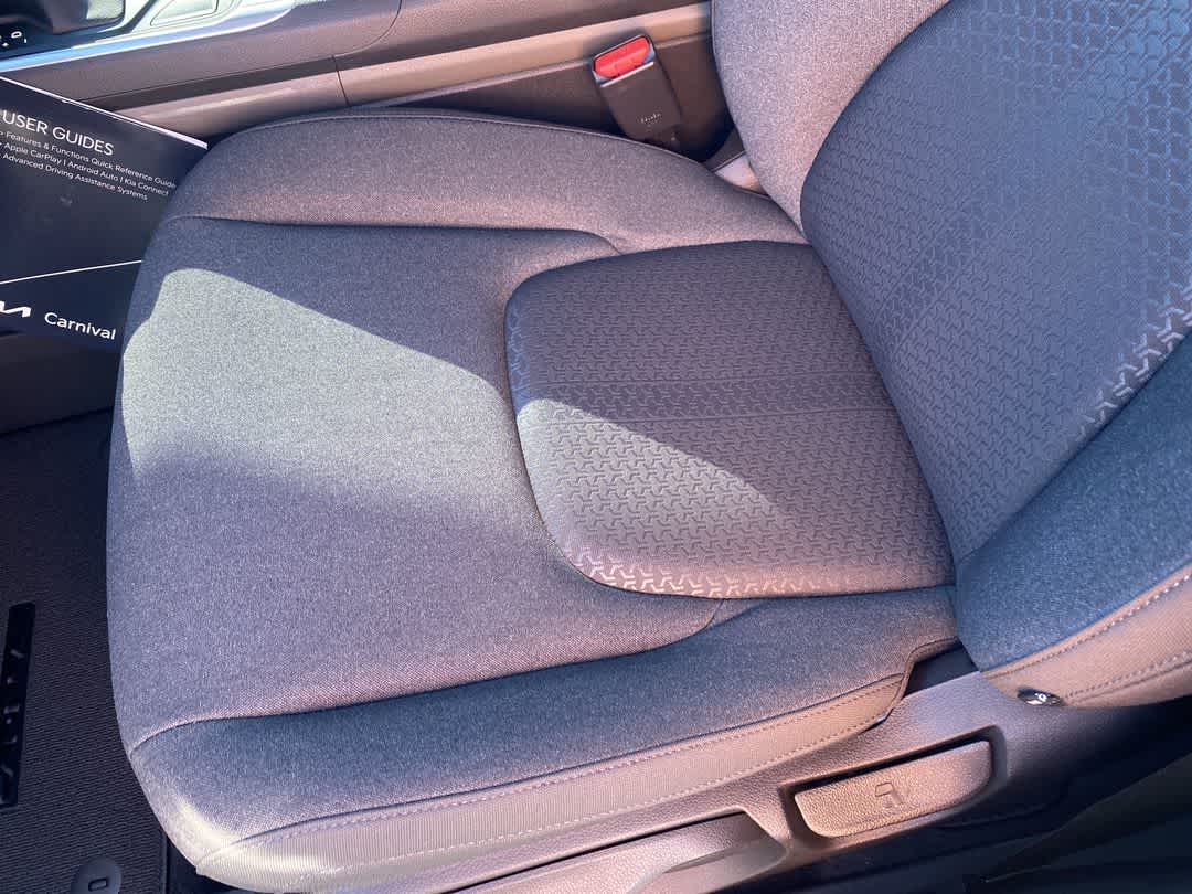 2026 Kia Carnival LX