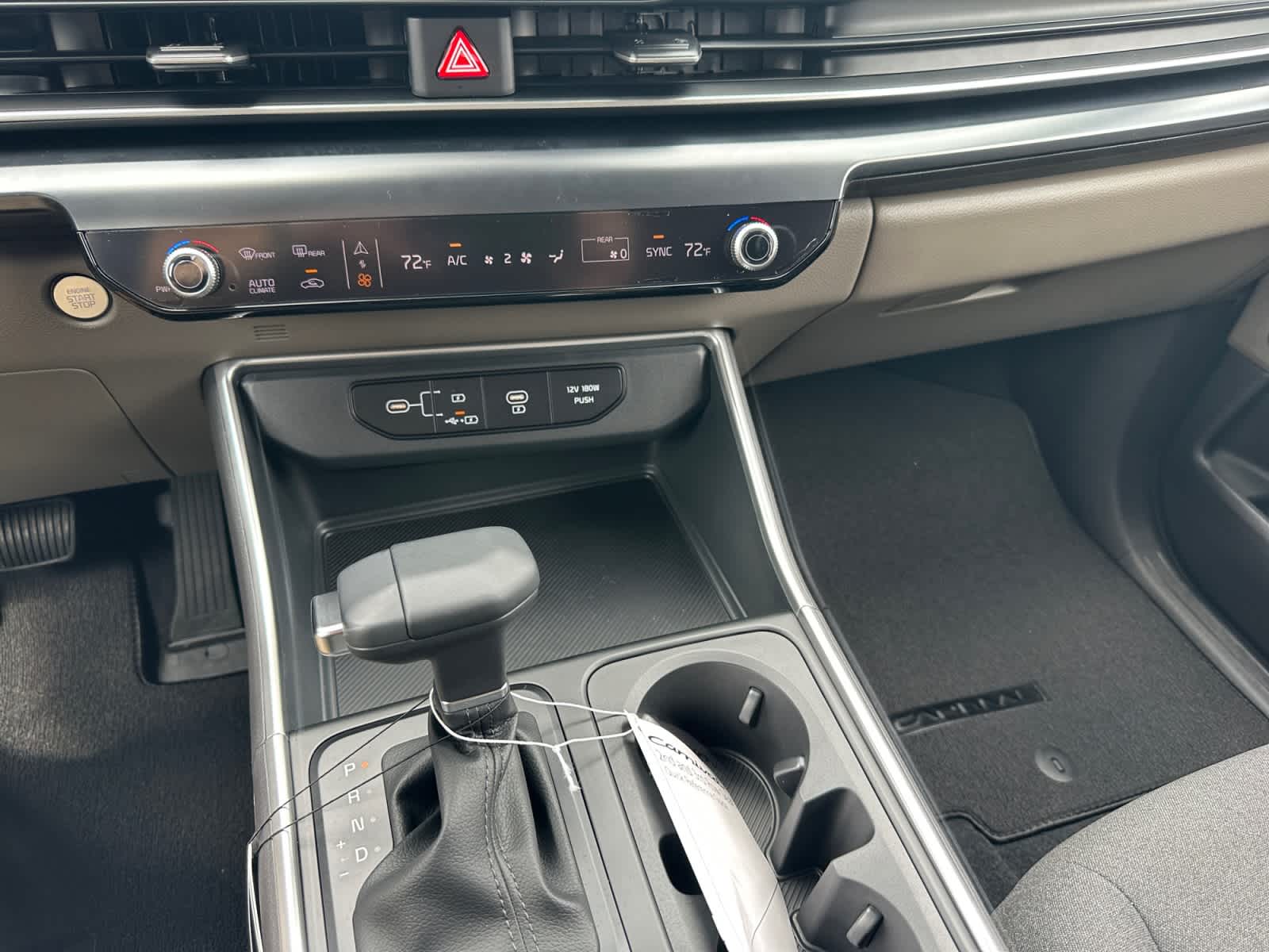 2027 Kia Carnival LX