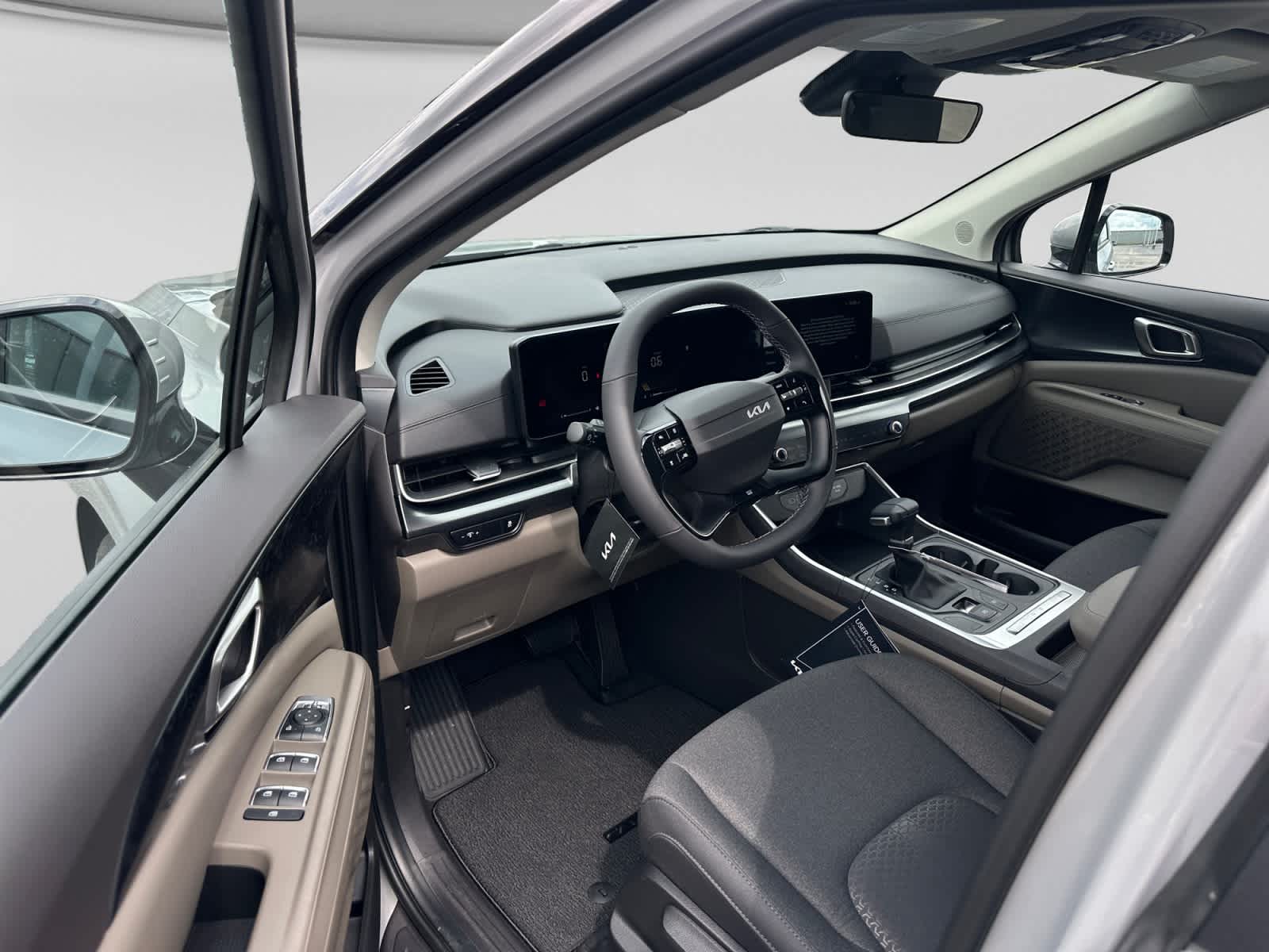 2027 Kia Carnival LX