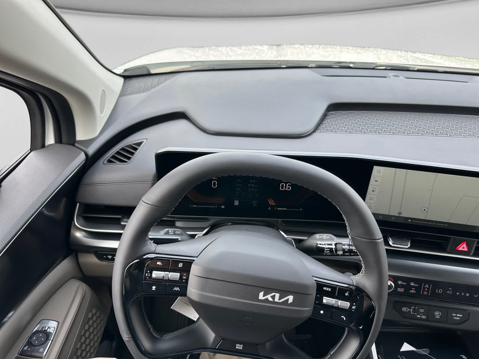 2027 Kia Carnival LXS