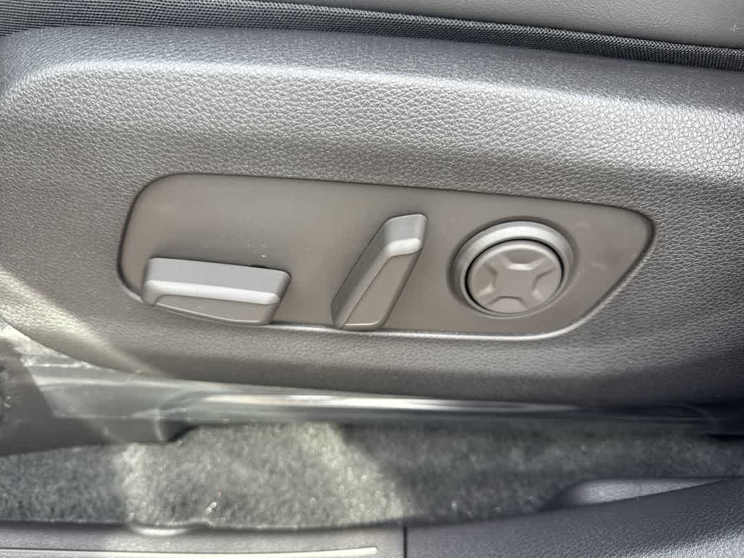 2026 Kia Carnival Hybrid LXS