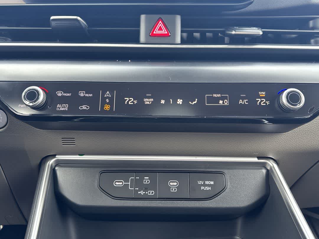 2026 Kia Carnival Hybrid LXS