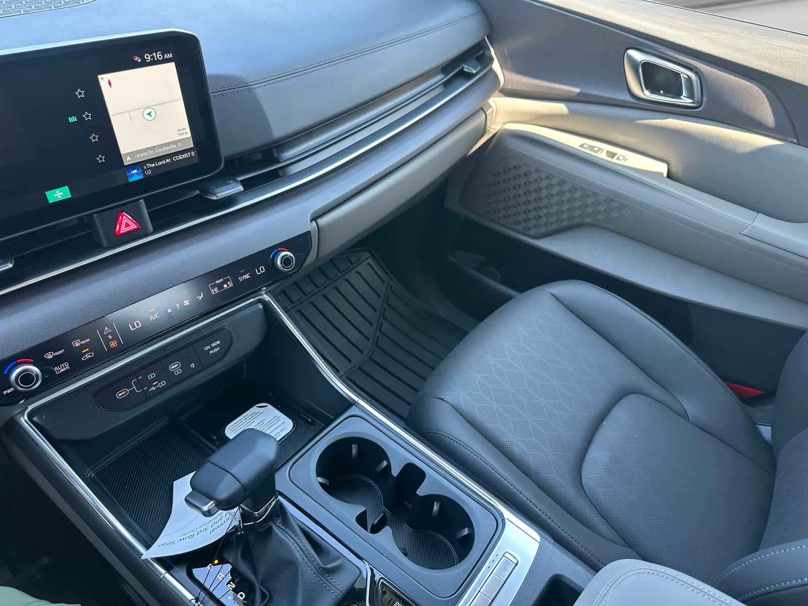 2027 Kia Carnival EX