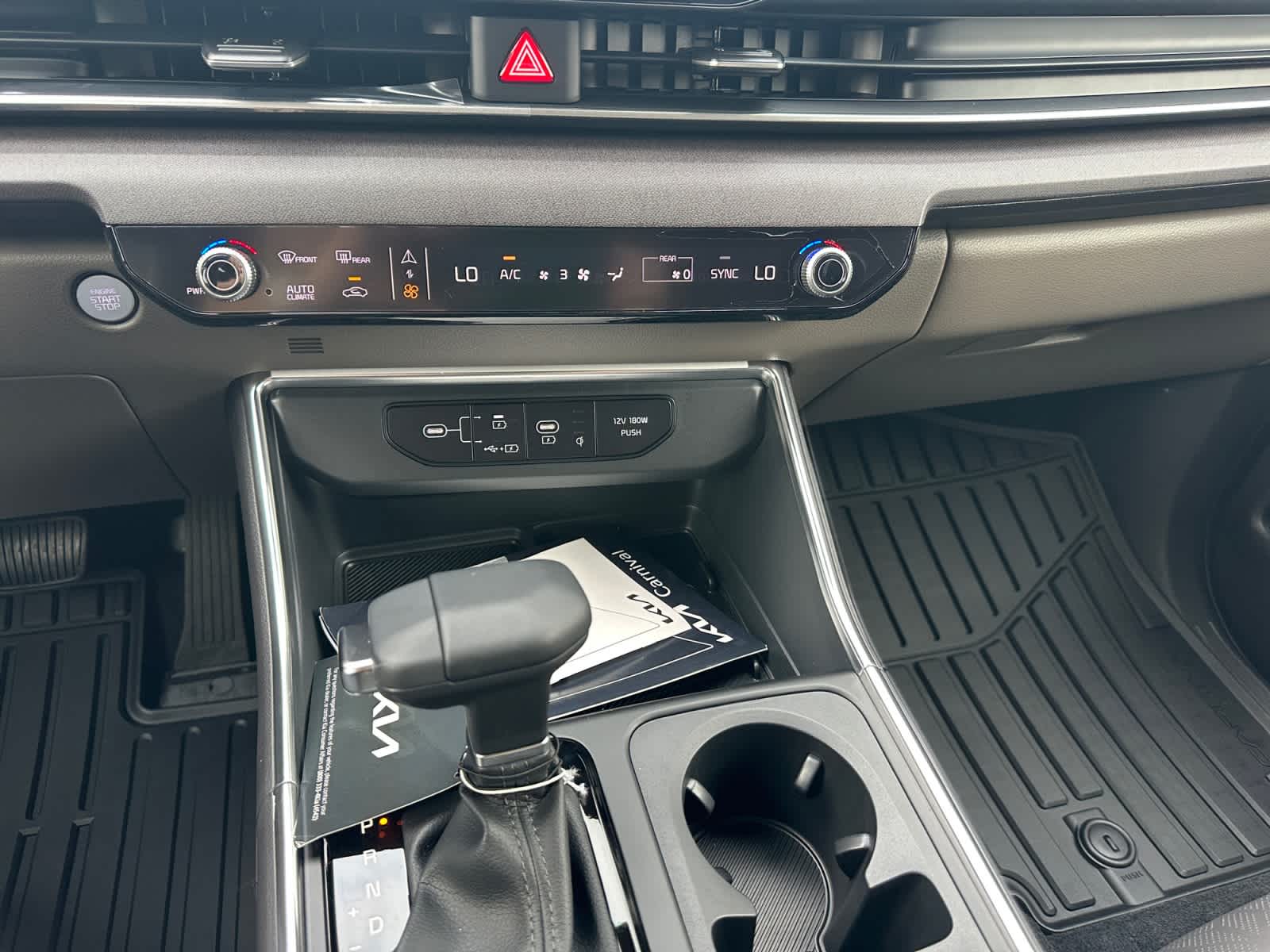 2027 Kia Carnival EX