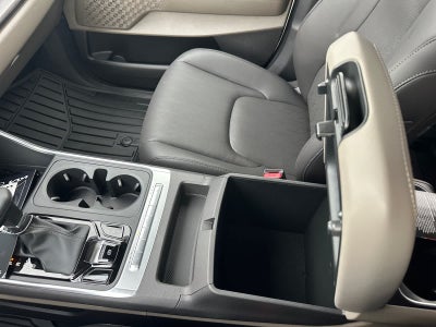 2027 Kia Carnival EX