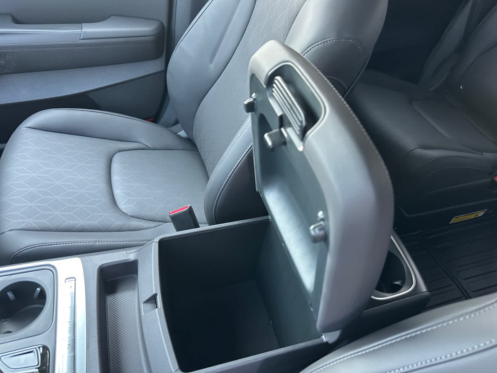 2027 Kia Carnival EX