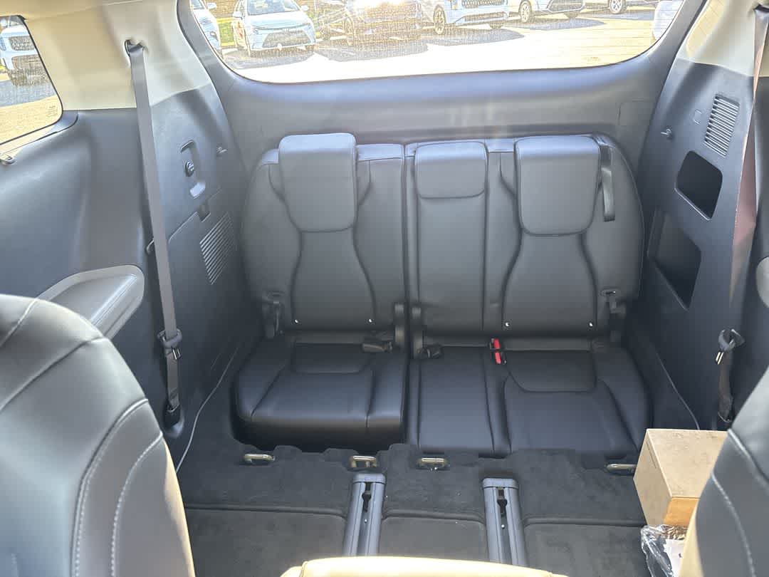 2026 Kia Carnival Hybrid EX