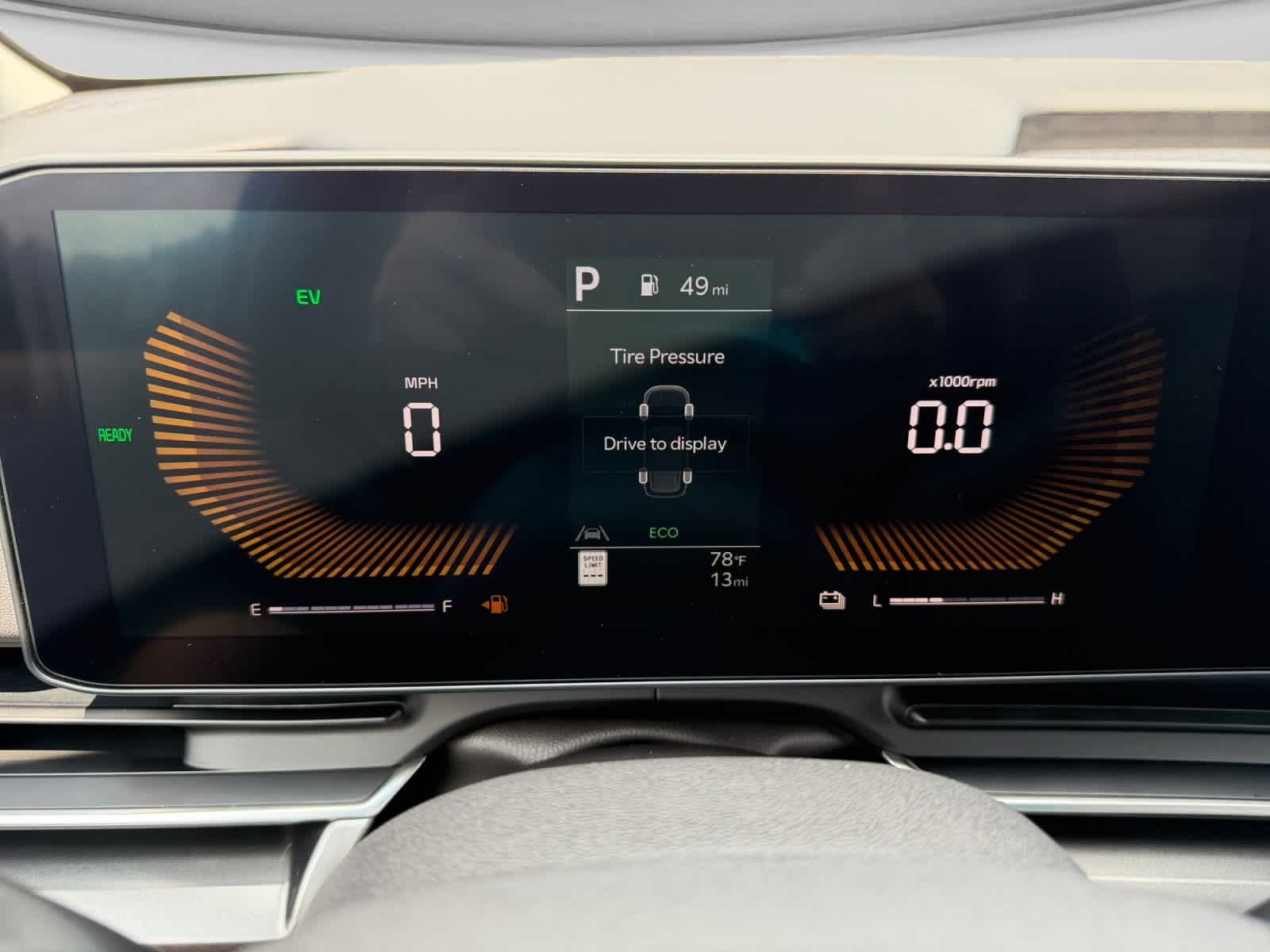 2027 Kia Carnival Hybrid EX