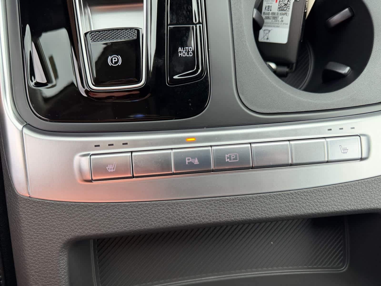 2027 Kia Carnival Hybrid EX